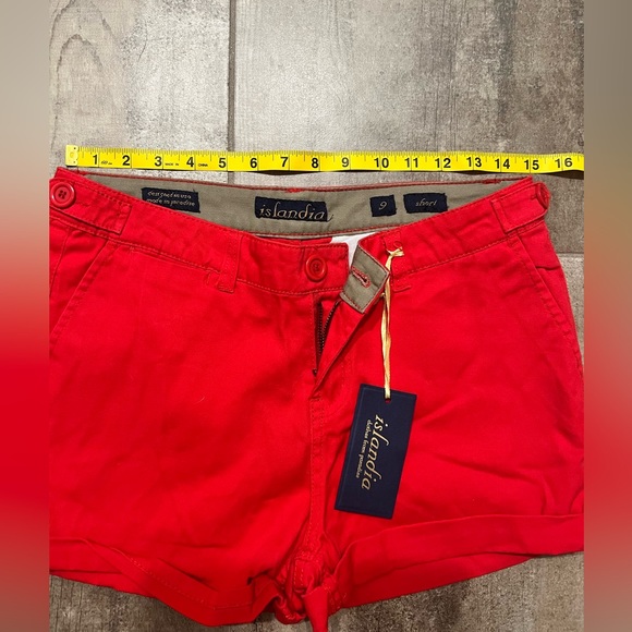 NWT Islandia Red Short Shorts-Size 9 - Picture 4 of 7